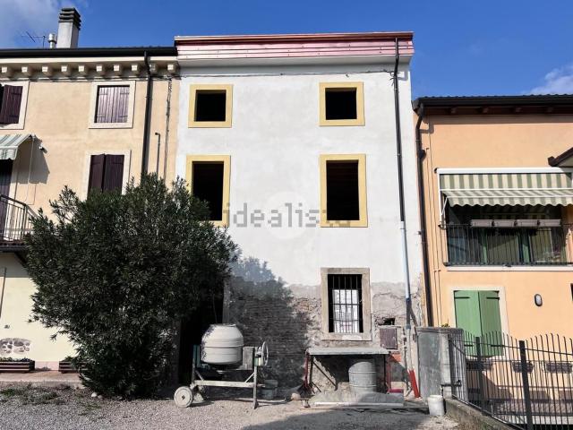 Casa in vendita a Ovest, Brenzone