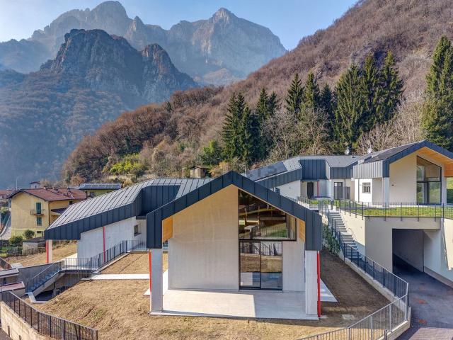 Casa in vendita a Laorca, Lecco