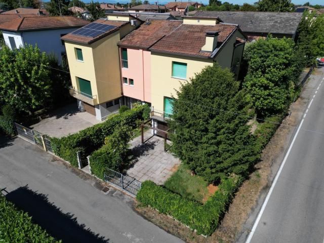 Casa in vendita a Pianura Reggiana, Re