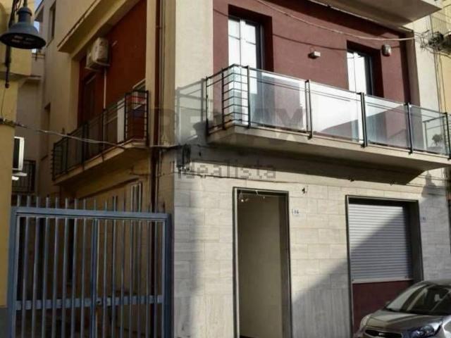 Casa in vendita a Carlentini, Sicilia