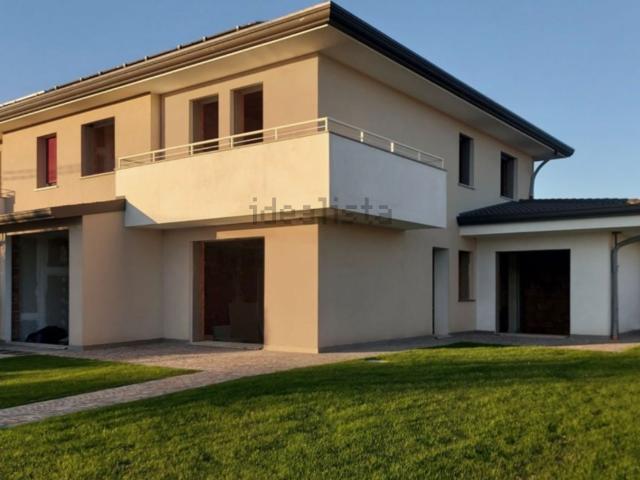 Casa in vendita a Padova, Veneto