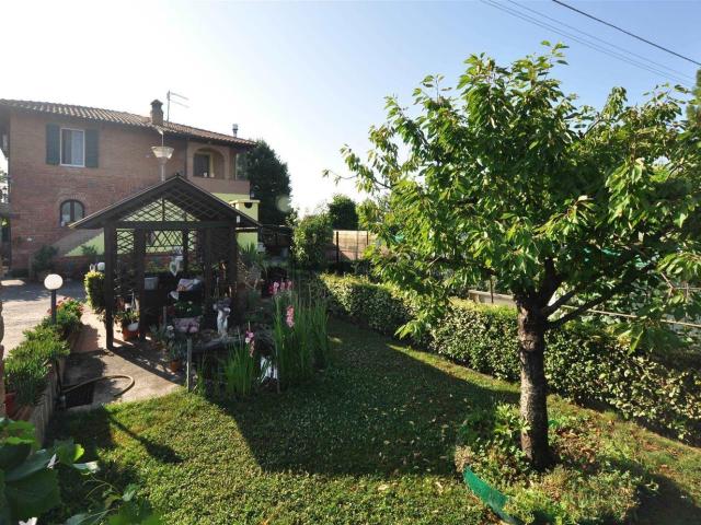 Casa in vendita a Acquaviva, Abbadia Di Montepulciano