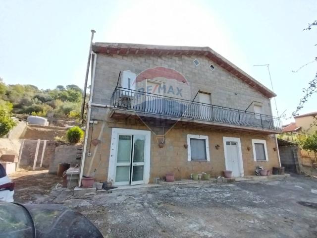 Casa in vendita a Piazza, Sicilia