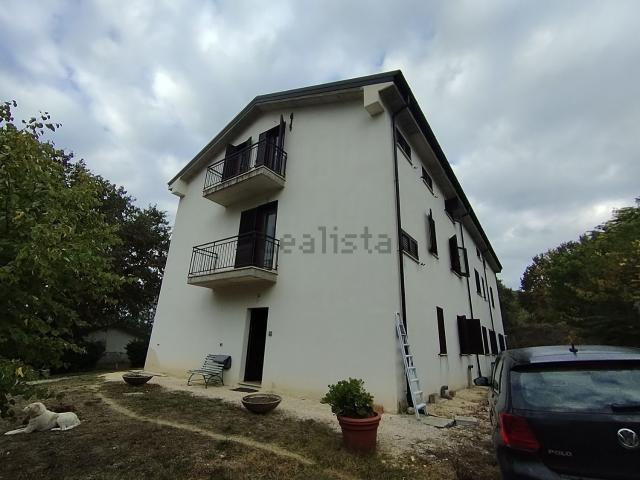 Casa in vendita a Fossalto, Molise