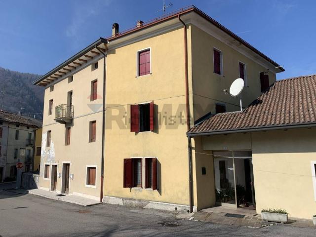 Casa in vendita a Rasai, Seren Del Grappa