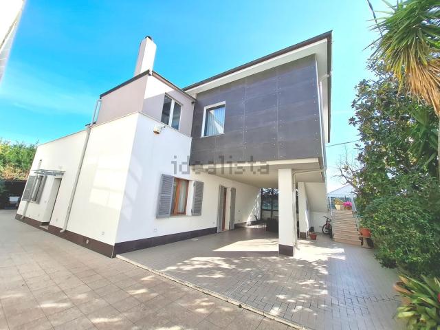 Casa in vendita a Francavilla Al Mare, Abruzzo