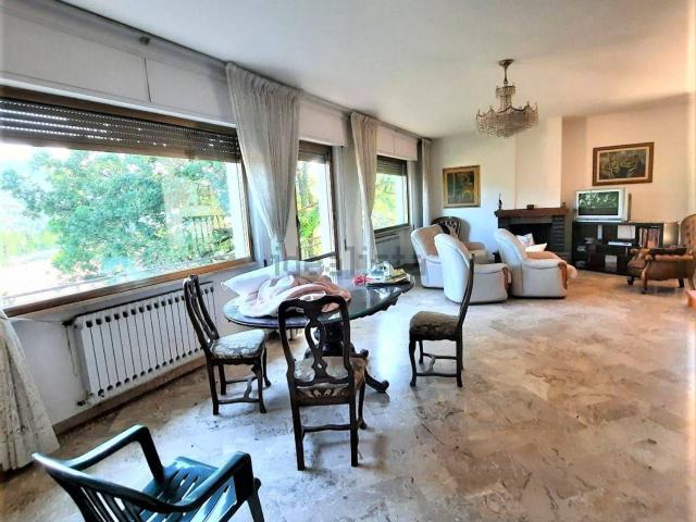 Casa in vendita a Beverino