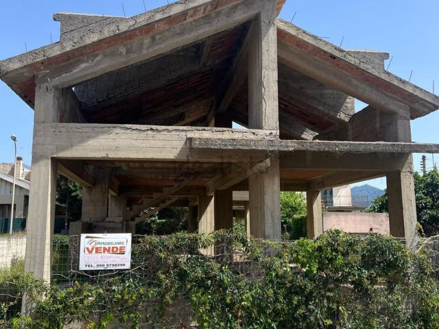 Casa in vendita a Barcellona Pozzo Di Gotto, Sicilia