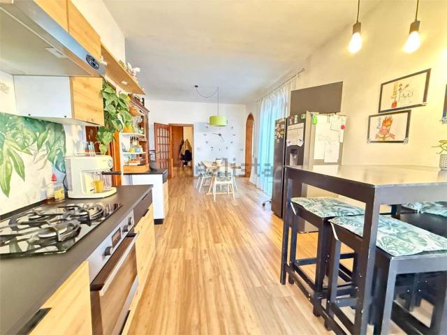 Casa in vendita a Collesalvetti, Toscana