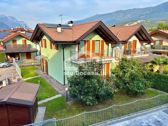 Casa in vendita a Pietramurata, Dro