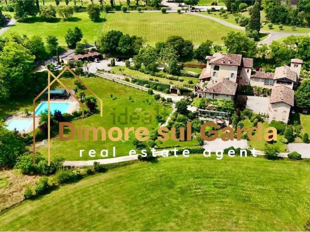 Casa in vendita a Desenzano Del Garda, Lombardia