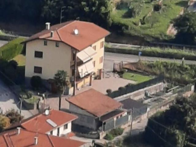 Casa in vendita a Malgesso, Lombardia