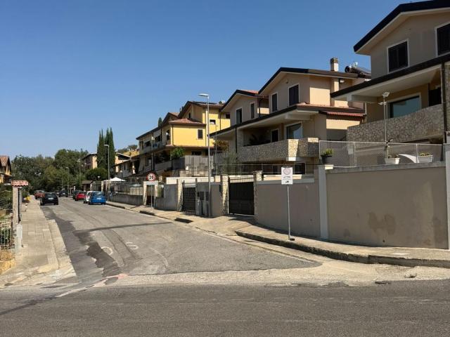 Casa in vendita a Calabria, Cosenza