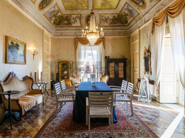 Casa in vendita a Belpasso, Sicilia