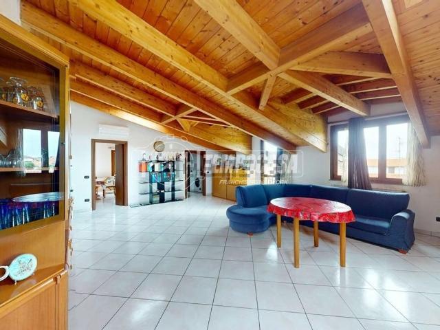 Casa in vendita a Cesano Maderno, Boschetto