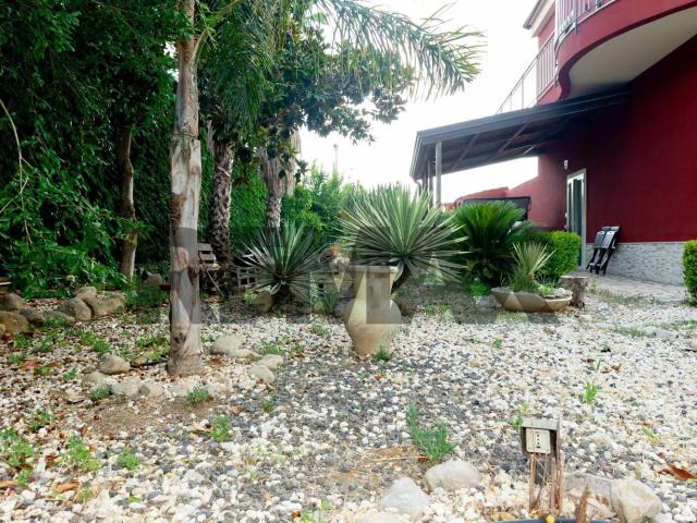 Casa in vendita a Isola di Niente, Catenanuova