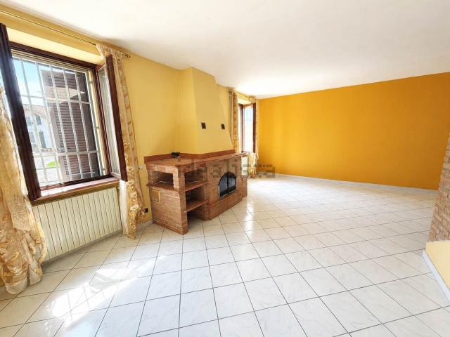 Casa in vendita a S. Anna, Cadeo