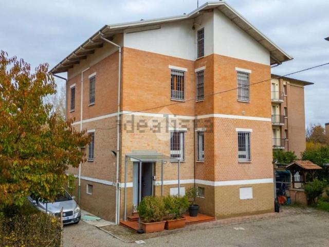 Casa in vendita a Re, Reggio Emilia