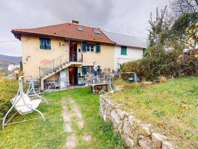 Casa in vendita a Val Polcevera, Serra Riccò