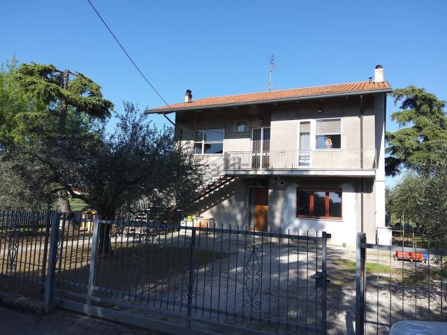 Casa in vendita a Rimini, Reggio Emilia