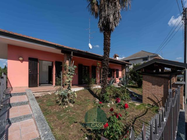 Casa in vendita a Pinzano, Limbiate