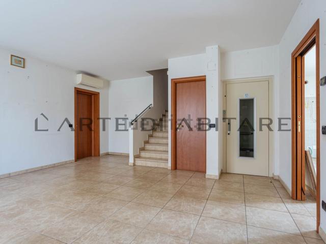 Casa in vendita a Albignasego, Veneto