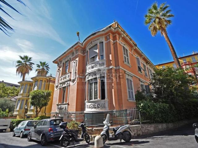 Casa in vendita a Ospedaletti, Provincia di Imperia