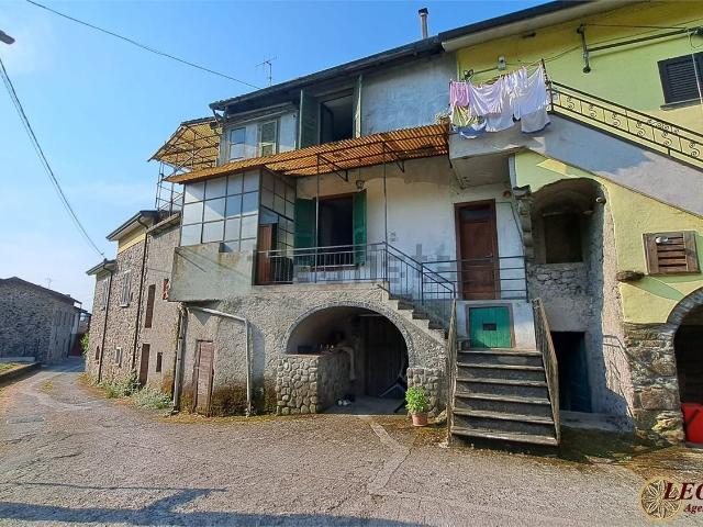 Casa in vendita a Ponticello, Filattiera
