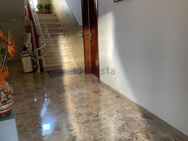 Casa in vendita a Terra di Mezzo, Re