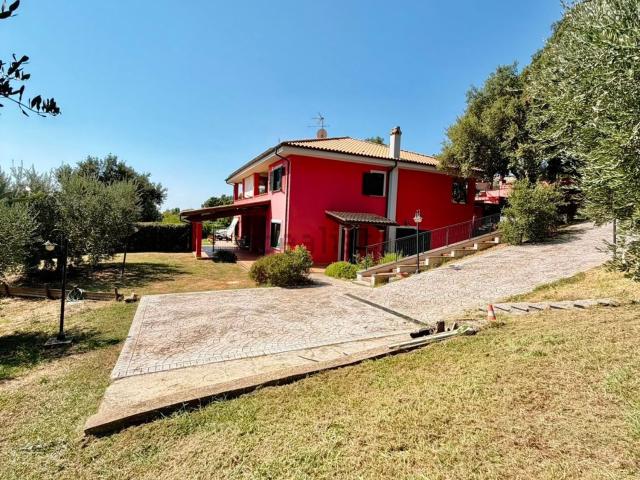 Casa in vendita a Cerqueto, Roma Capitale