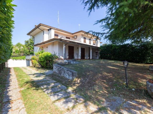 Casa in vendita a Roveredo in Piano / Lavorêt, Roveredo in Piano