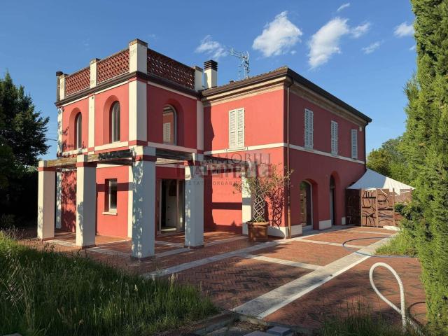 Casa in vendita a Unione dei comuni Valle del Savio, Cesenà