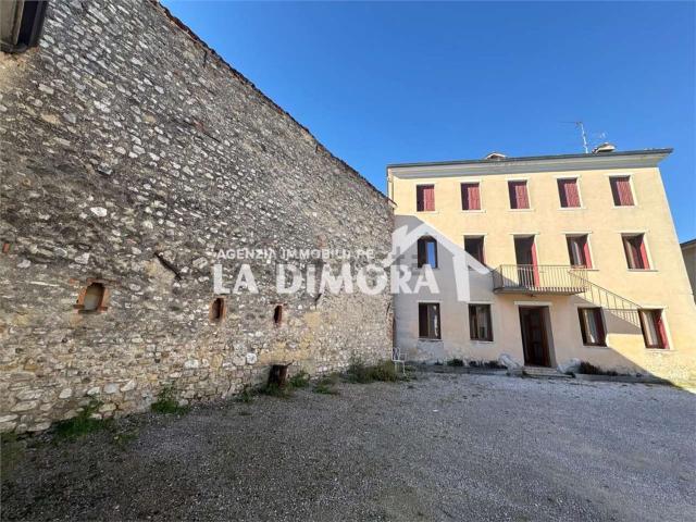 Casa in vendita a Farra Di Soligo, Veneto