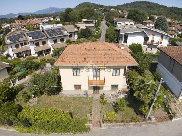 Casa in vendita a Baraggia, Malnate