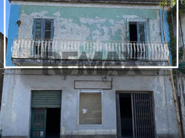 Casa in vendita a Pace Del Mela, Sicilia