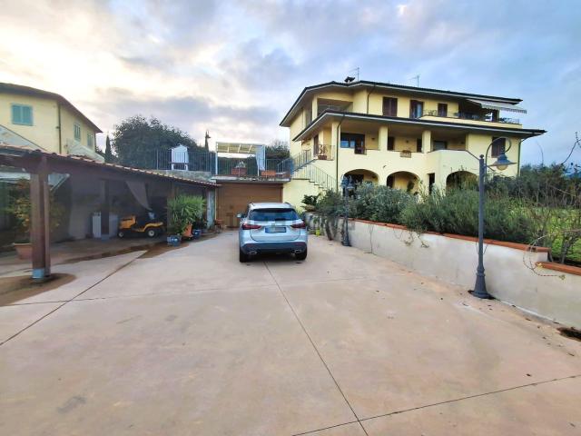 Casa in vendita a Uzzano, Forone