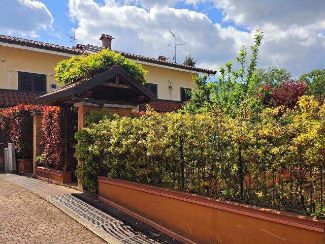 Casa in vendita a Comunità Montana del Piambello, Porto Ceresio