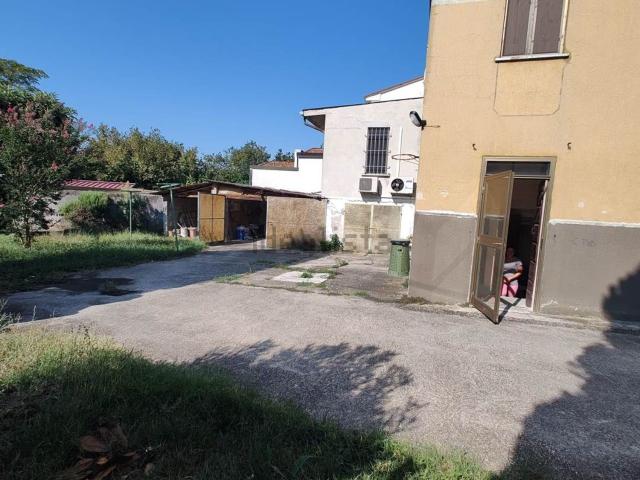 Casa in vendita a Quistello, Lombardia