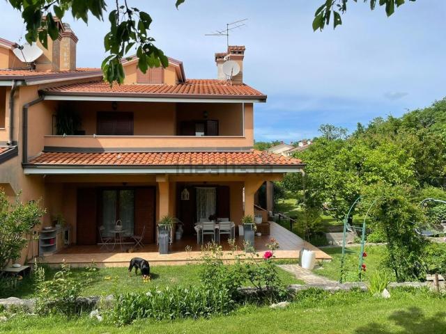 Casa in vendita a Visogliano / Vižovlje, Aurisina