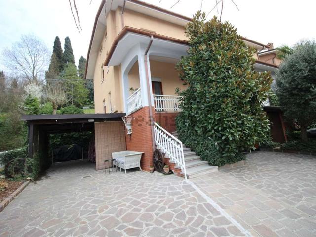 Casa in vendita a Unione dei comuni del Distretto Ceramico, Fiorano Modenese