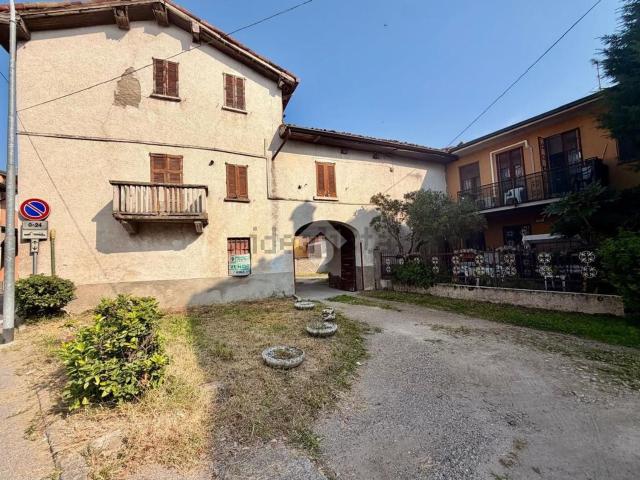 Casa in vendita a Caravaggio, Bergamo