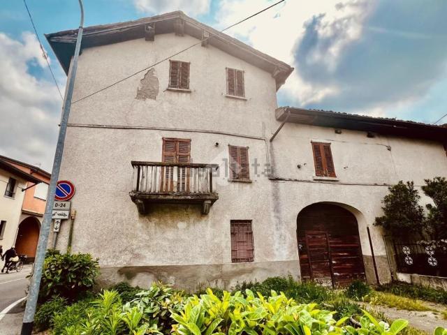 Casa in vendita a Caravaggio, Lombardia