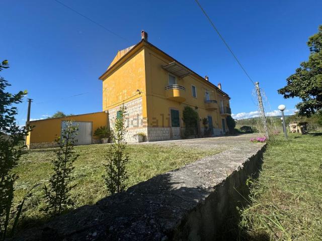 Casa in vendita a Benevento, Campania
