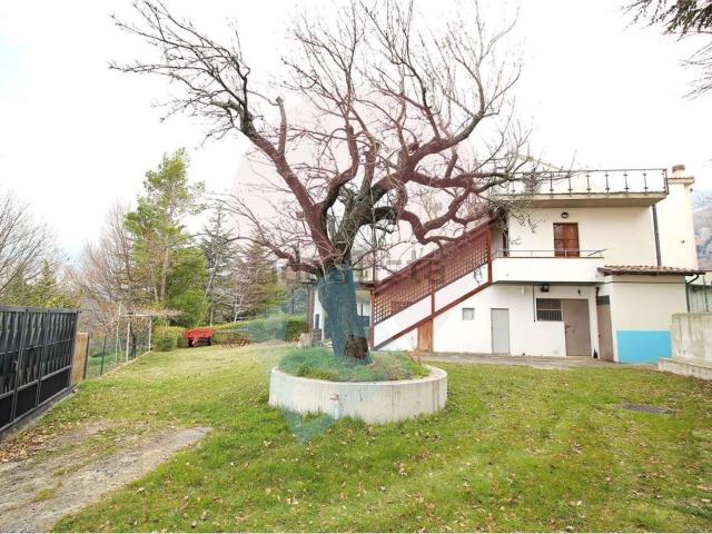 Casa in vendita a Carpineto Della Nora, Abruzzo
