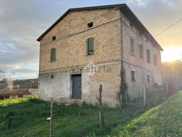 Casa in vendita a Montefalco, Umbria