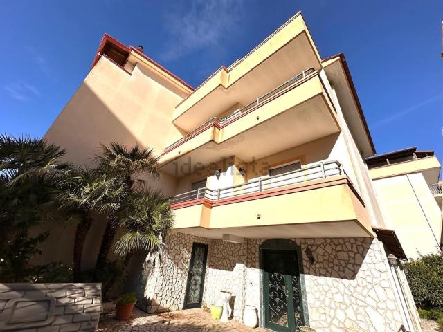 Casa in vendita a Marano Di Napoli, Campania