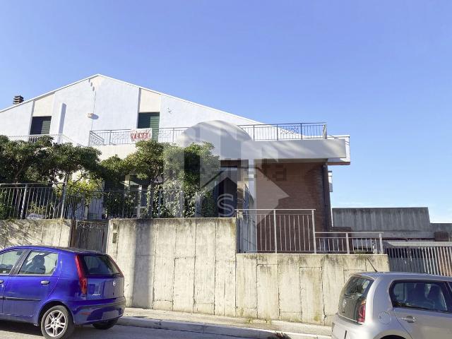 Casa in vendita a Contrada Porticone e Villaggio Valentino, Termoli