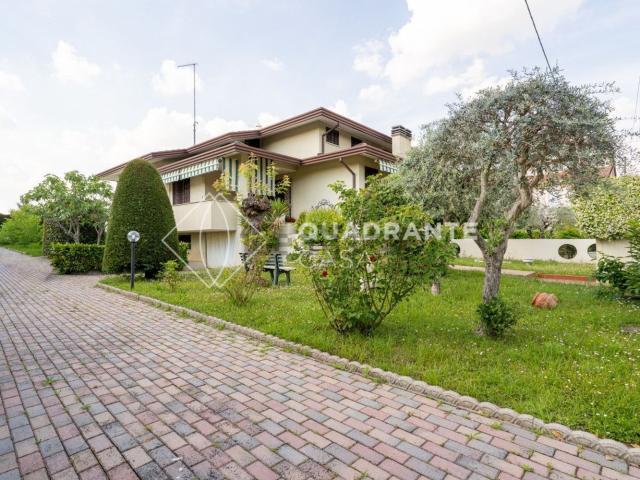 Casa in vendita a Montegrotto Terme, Veneto