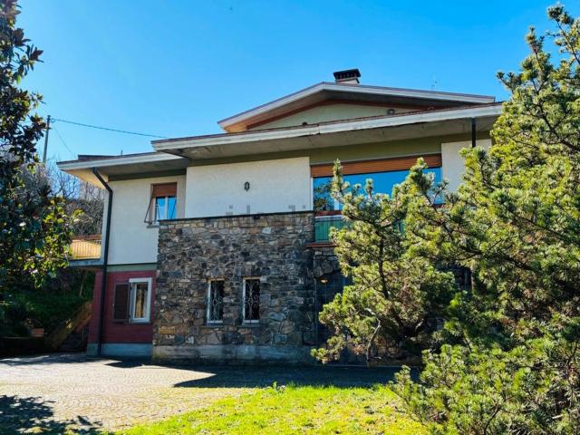 Casa in vendita a Case Corvi, Pontremoli