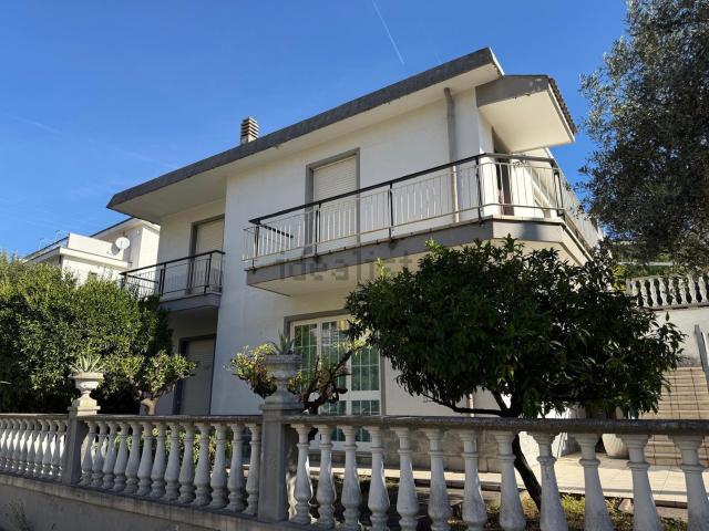 Casa in vendita a Boissano, Liguria